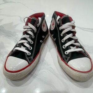 VTG Converse Chuck Taylor Christmas Santas Helper Shoes Green Size 5 Men 7 Women